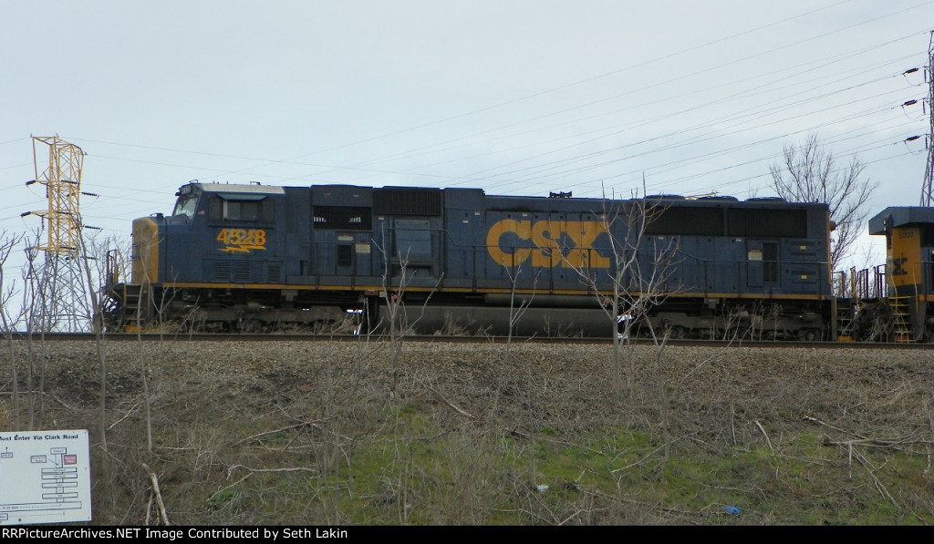 CSX 4528